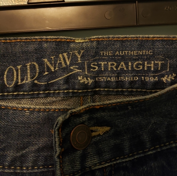 Men's Old Navy The Authentic Straight Leg 40x32 Jeans - Picture 3 of 4